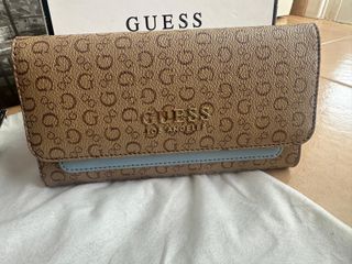 Bolso bandolera marrón Guess