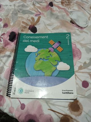 Libro coneixement del medio santillana