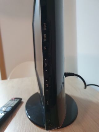 PARA REPARAR Television/monitor LG 19" HD