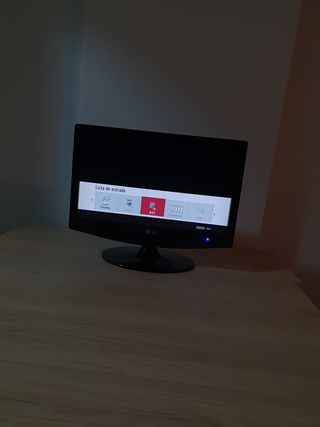 PARA REPARAR Television/monitor LG 19" HD