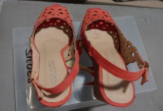 Sandalias de cuña de piel