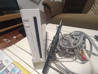 Wii con todos los accesorios y FIFA 11