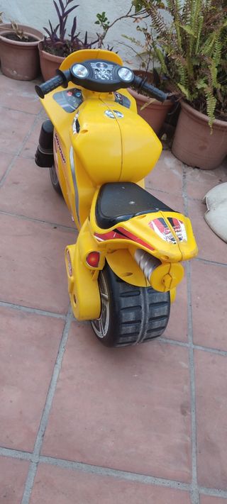 Moto niño