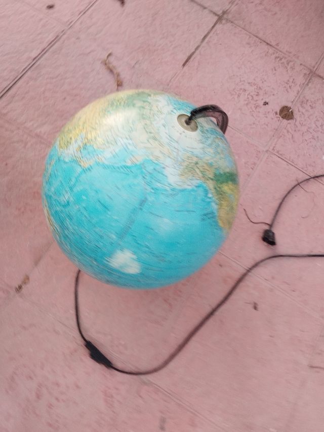 Lampara globo del mundo