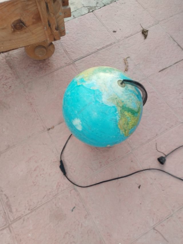 Lampara globo del mundo