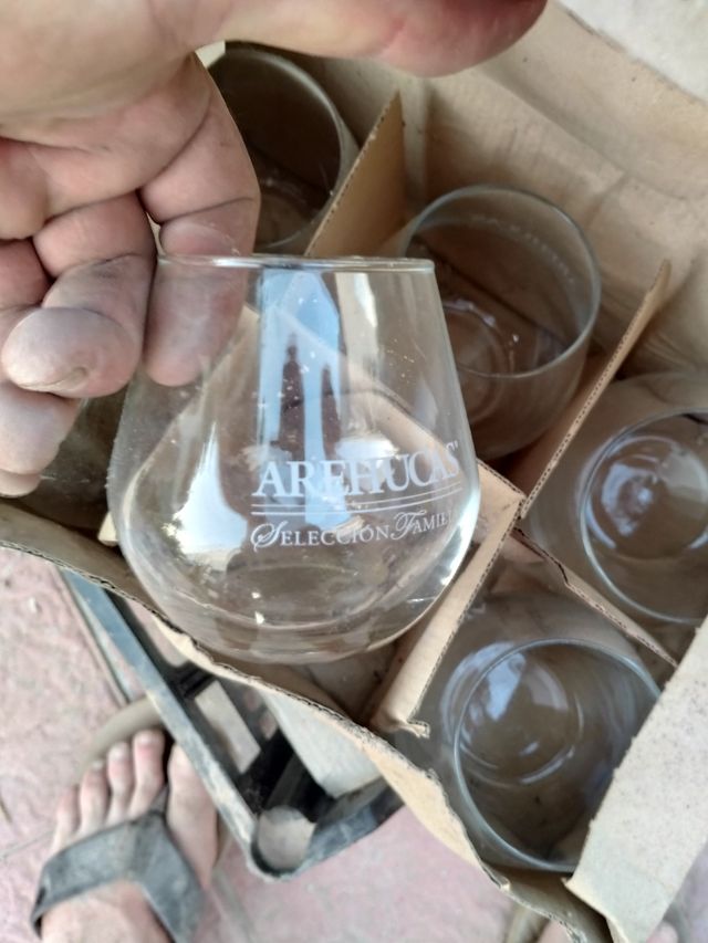 Caja de vasos hareuca