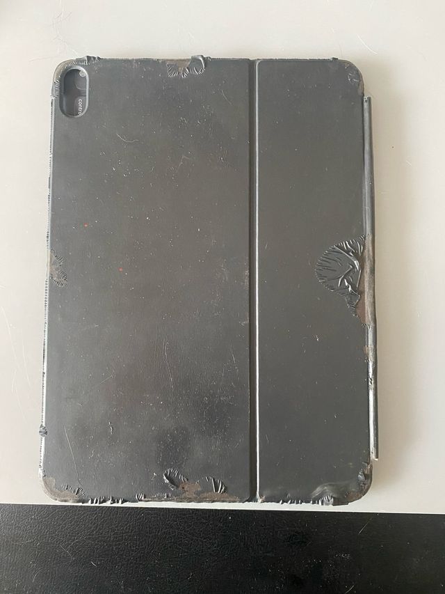 Apple Smart Keyboard Folio iPad non funzionante