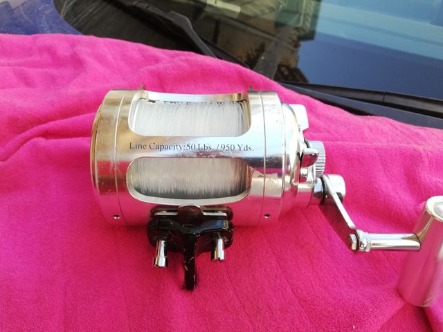 Conjunto caña y Carrete Tora 50 libras