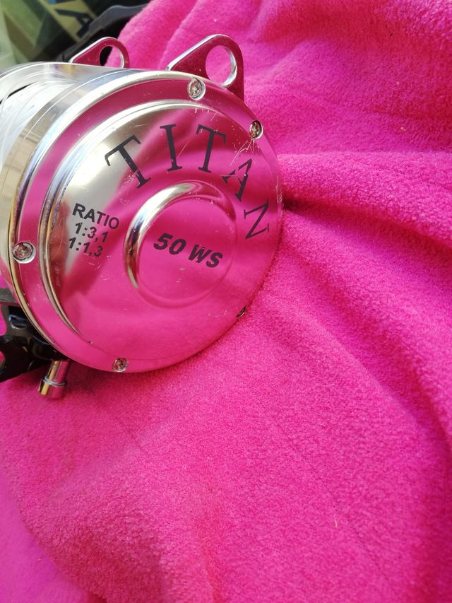 Conjunto caña y Carrete Tora 50 libras