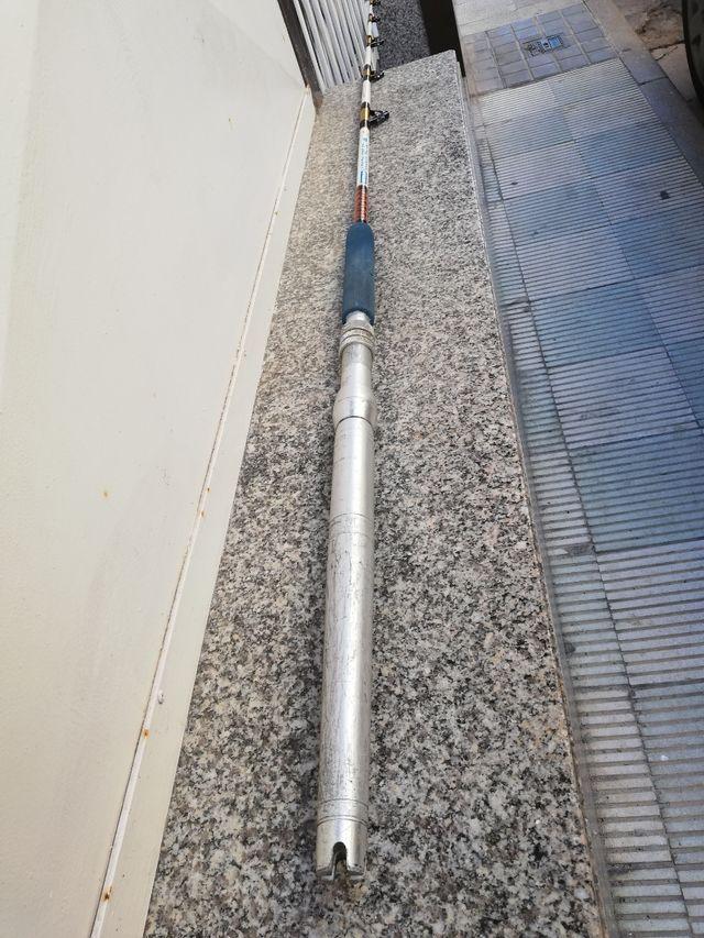 Conjunto caña y Carrete Tora 50 libras