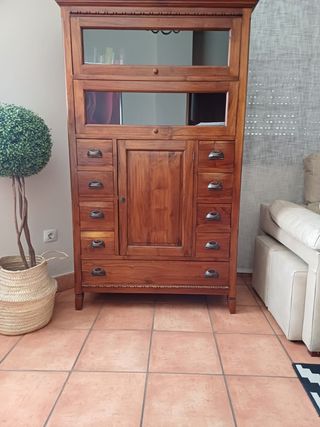 Mueble de teka