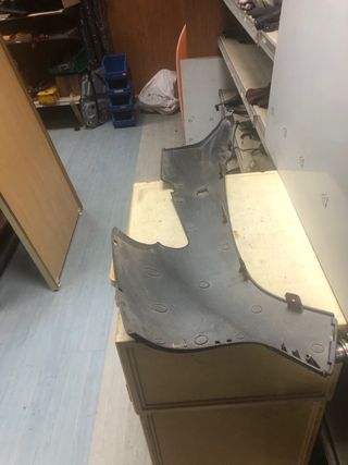 Plastico kymco 64306-khd8-9000