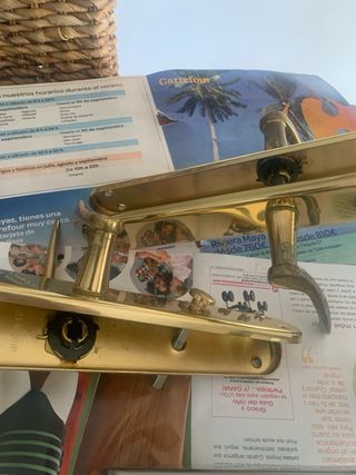 Venta de manillas para puertas dorado brillo
