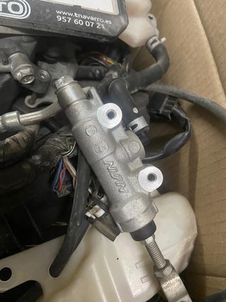 Bomba freno suzuki gsr 600