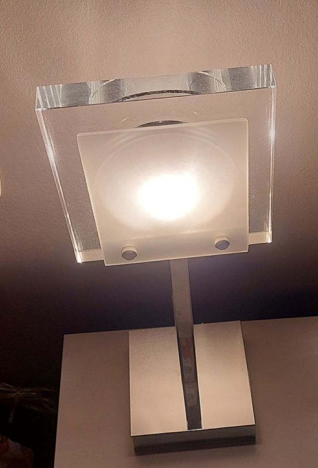 Lamparas tàctil para mesita