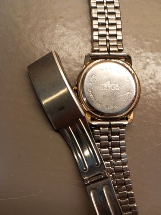 Reloj de pulsera Lotus 