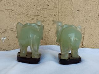 Elefanti elefantini in giada giadeite basi legno