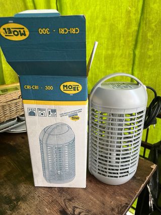 Elettroinsetticoda a lampade UV-A