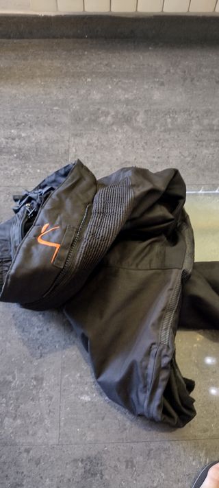 Pantalón cordura para moto
