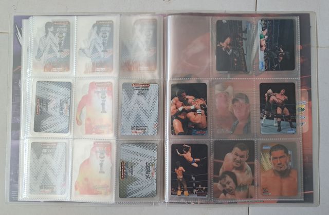 WWE LAMINCARDS PRESSING CATCH