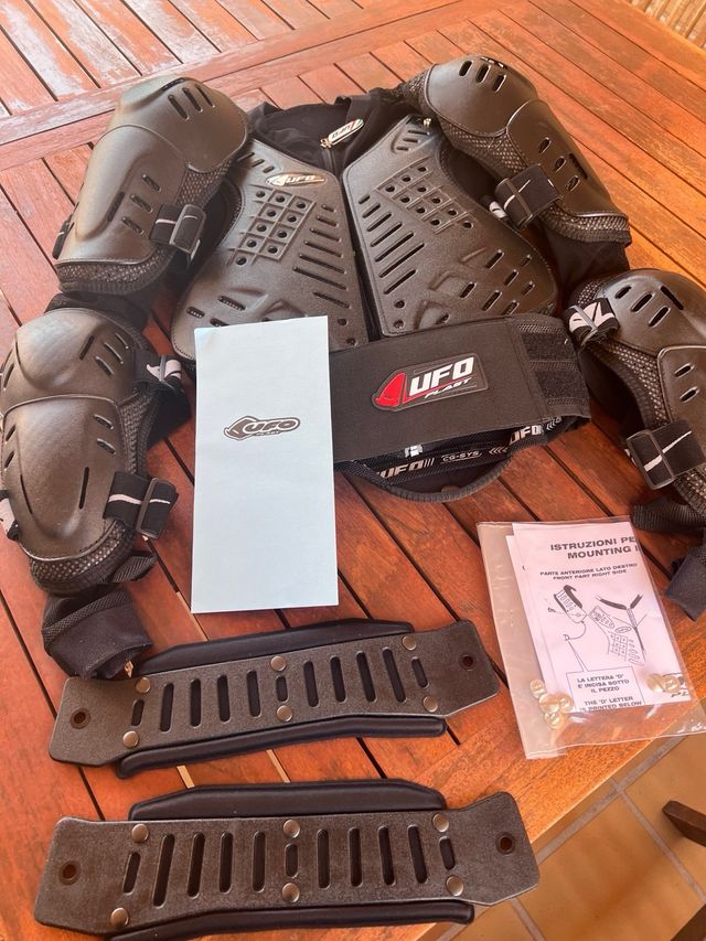 Peto integral motocross