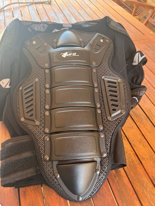 Peto integral motocross