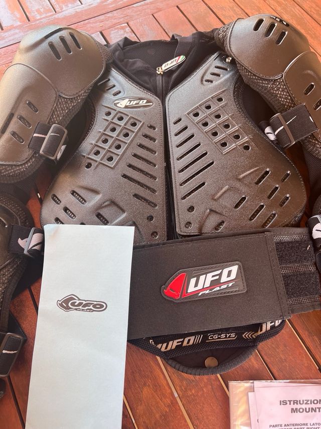 Peto integral motocross