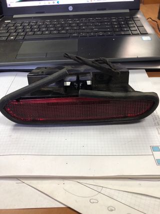 Luz central freno 1688200056