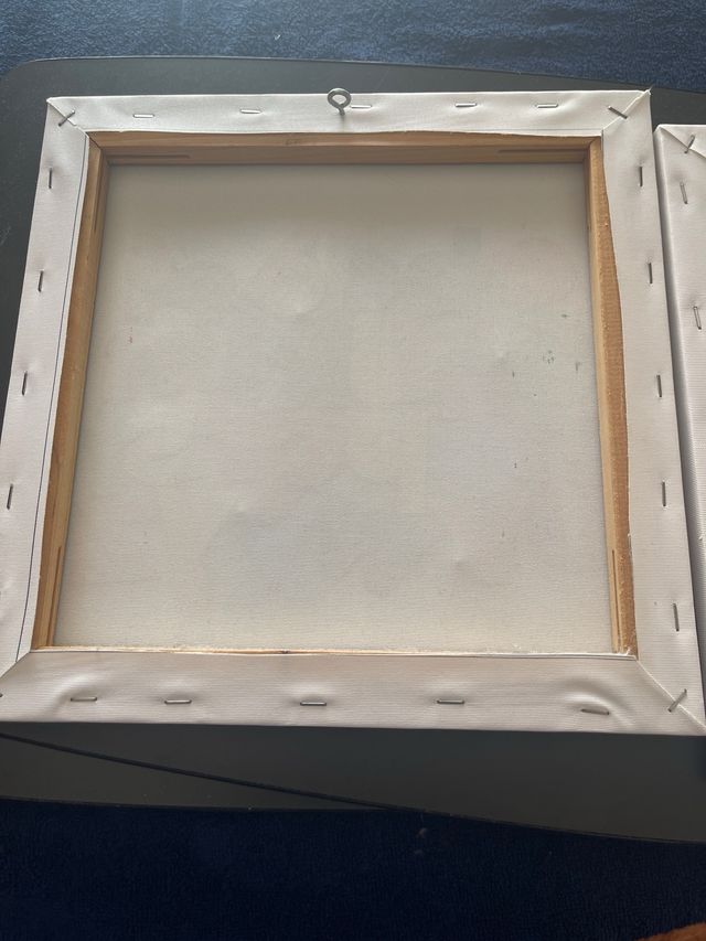 2 Cuadros infantiles y un reloj de pared infantil