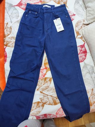 Pantalón zara t.38 pero talla pequeño 36