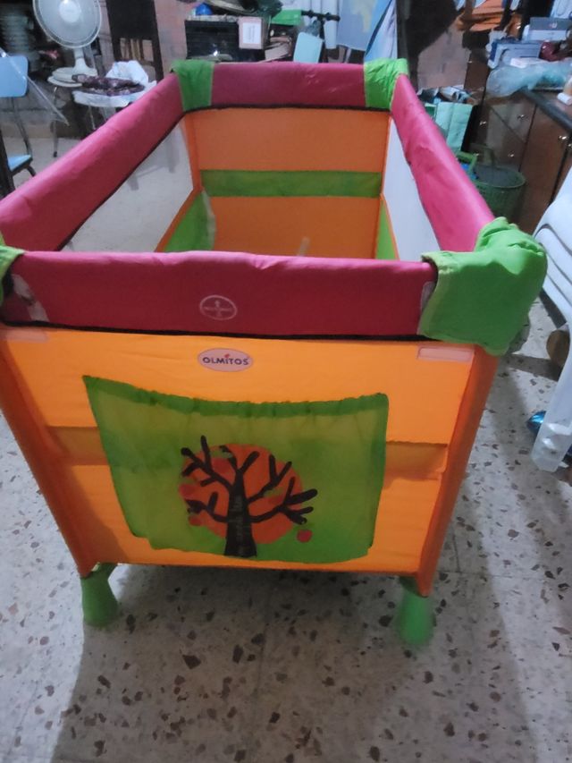 Cuna de viaje. Olmitos