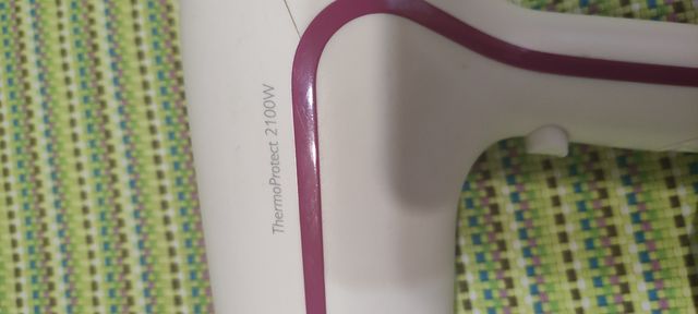 Secador Philips blanco