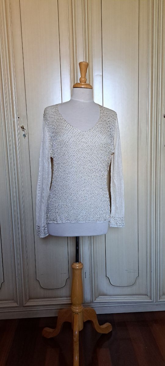 Maglia panna con corallini 