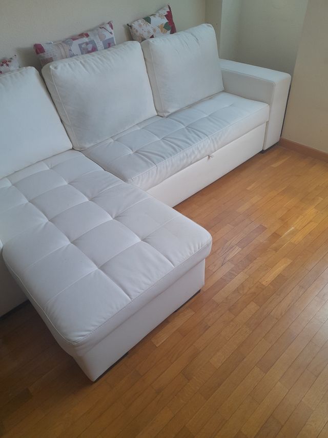 Sofá chaiselongue con cama