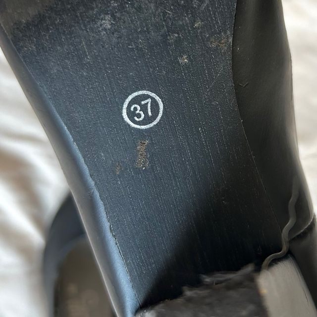 Zapatos de tacón negros