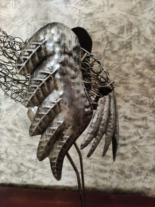 Figura decorativa garza de metal 