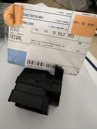 Intereuptor encendido mini R50 

