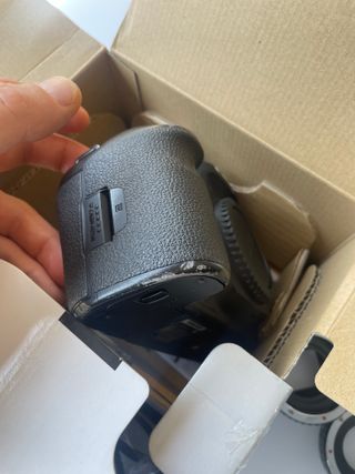 Canon 5D Mark IV + extra