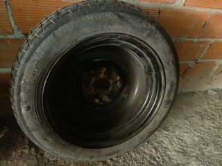 Rueda coche  Dunlop 420kPA