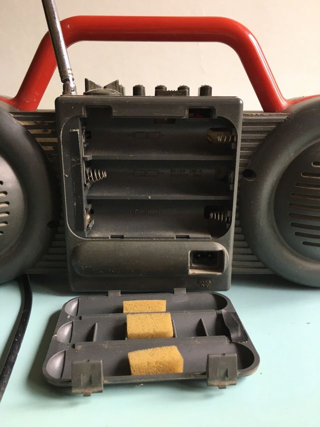 Radio ‘80 Philips moving sound Roller D8007