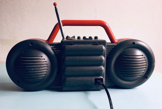 Radio ‘80 Philips moving sound Roller D8007