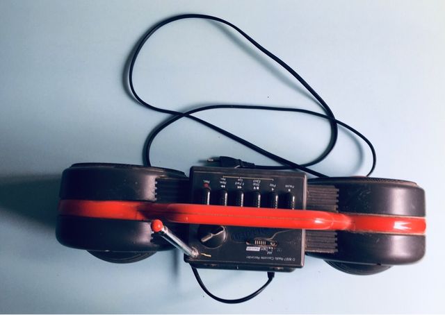 Radio ‘80 Philips moving sound Roller D8007