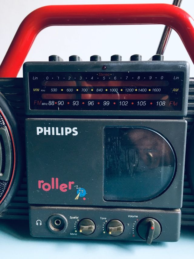 Radio ‘80 Philips moving sound Roller D8007