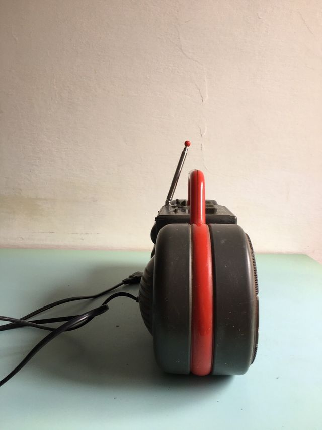 Radio ‘80 Philips moving sound Roller D8007