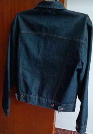 Cazadora vaquera. Azul marino