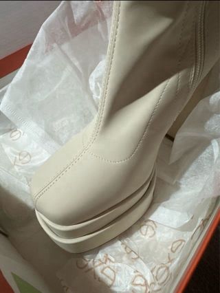 Botines beige sin estrenar