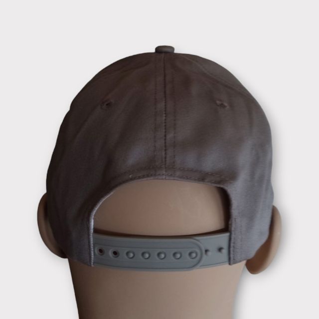 Gorra Gris Makarthy