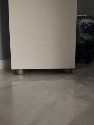 mueble baño con patas