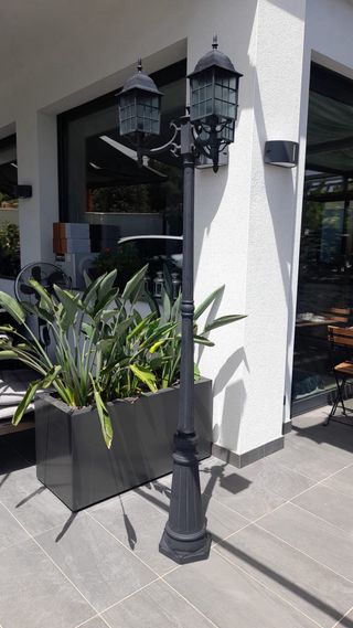 Farola Aluminio Negro/ Antracita sin usar.