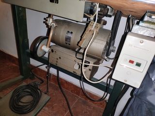 Máquina de coser industrial recta